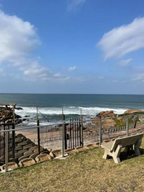 Whale Rock Holiday Apartment